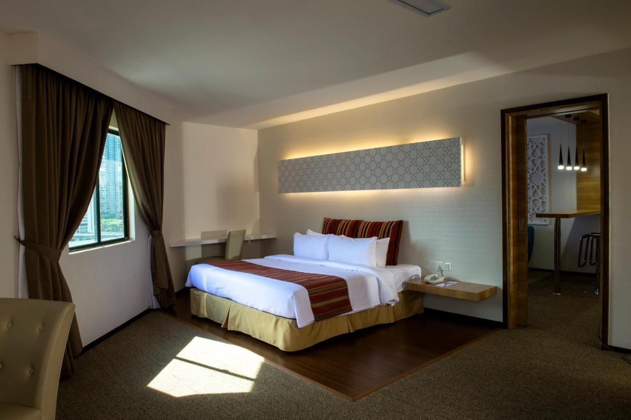Grand Barakah Hotel อัมปัง ภายนอก รูปภาพ