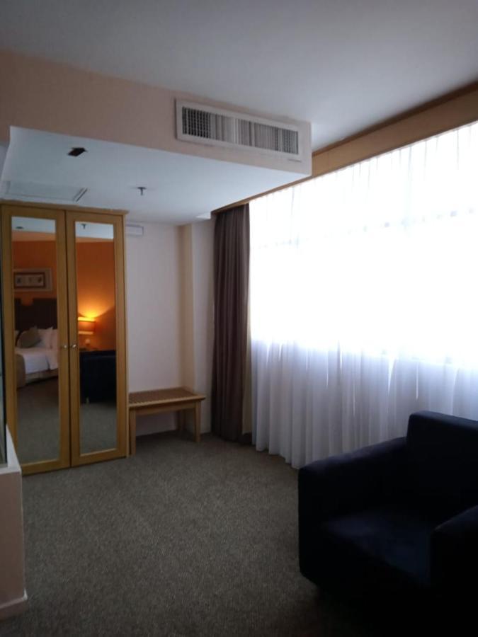 Grand Barakah Hotel อัมปัง ภายนอก รูปภาพ