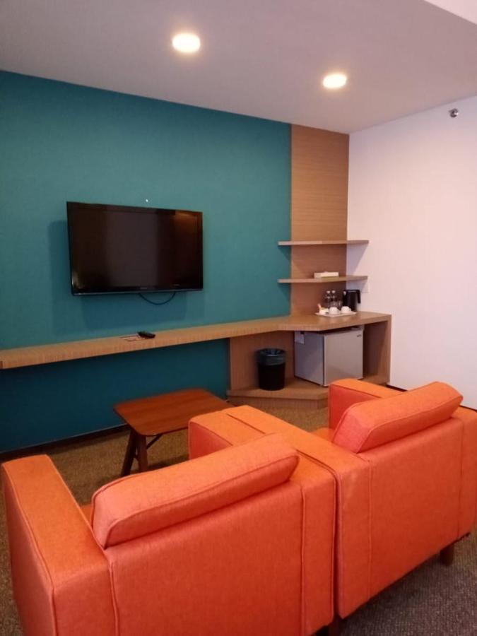 Grand Barakah Hotel อัมปัง ภายนอก รูปภาพ